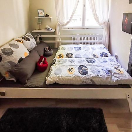 Cosy Room In Our Apartment Берлін Екстер'єр фото